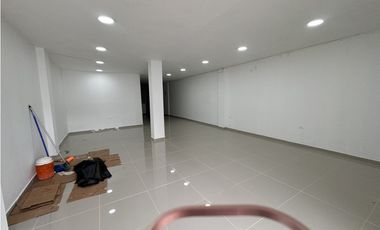 Arriendo local primer piso