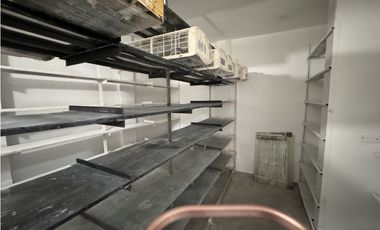 Arriendo local primer piso