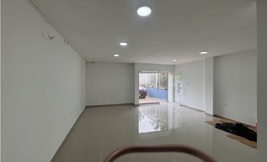 Arriendo local primer piso