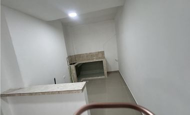 Arriendo local primer piso