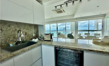 ARRIENDO EN CARTAGENA APARTAMENTO FRENTE A LA BAHA DE CASTILLOGRANDE