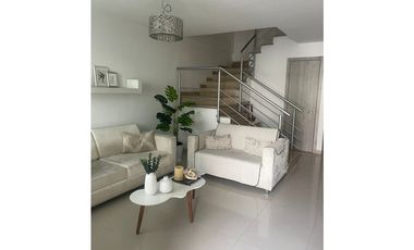 VENDO CASA CONJUNTO EN SECTOR DE MAYOR VALORIZACION