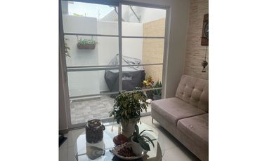 VENDO CASA CONJUNTO EN SECTOR DE MAYOR VALORIZACION