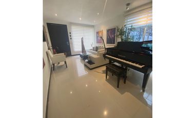 Venta de casa en el Retiro