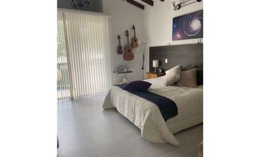 Venta de casa en el Retiro