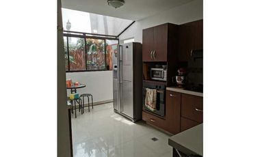 Venta Casa en El Poblado sector El Tesoro