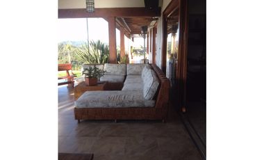 VENTA DE CASA EN EL ALTO DE LAS PALMAS