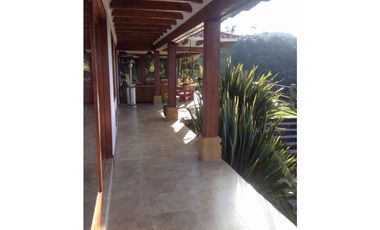 VENTA DE CASA EN EL ALTO DE LAS PALMAS