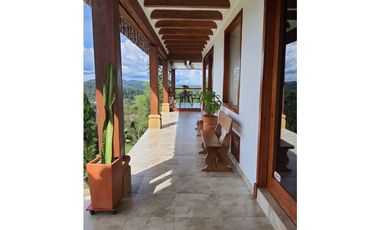 VENTA DE CASA EN EL ALTO DE LAS PALMAS