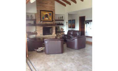 VENTA DE CASA EN EL ALTO DE LAS PALMAS