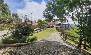 VENTA DE CASA EN EL ALTO DE LAS PALMAS