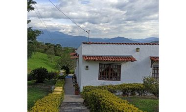Maat vende finca en vereda Cune-Villeta 24.000m2 $1.350Millones