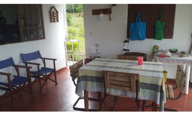 Maat vende finca en vereda Cune-Villeta 24.000m2 $1.350Millones