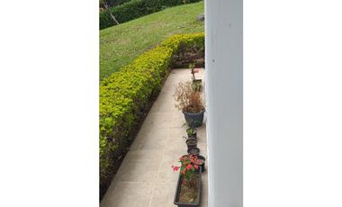 Maat vende finca en vereda Cune-Villeta 24.000m2 $1.350Millones