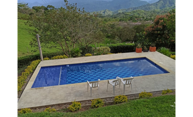 Maat vende finca en vereda Cune-Villeta 24.000m2 $1.350Millones