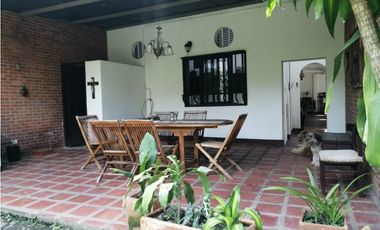 Maat vende Casa Campestre Villeta-Alfondo Lopez, 557m2 $780Millones