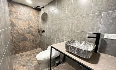 Casa en Venta 2do Parque Laureles Medellín