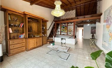 Casa en Venta 2do Parque Laureles Medellín