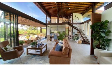 Vendo Casa Campestre en El Retiro Antioquia