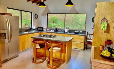 Vendo Casa Campestre en El Retiro Antioquia