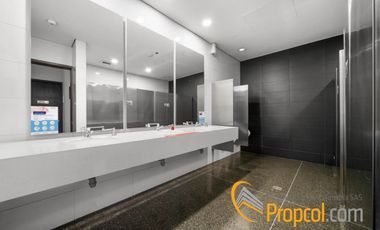 OFICINA EN VENTA, PARALELO 108 ALHAMBRA