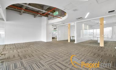 OFICINA EN VENTA, PARALELO 108 ALHAMBRA