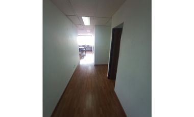 OFICINA EN ARRIENDO, AV. EL DORADO, SECTOR EMPRESARIAL