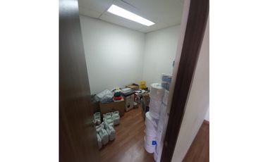 OFICINA EN ARRIENDO, AV. EL DORADO, SECTOR EMPRESARIAL