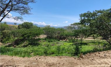LOTE EN EXCLUSIVA PARCELACION CON CABALLERIZAS