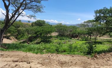 LOTE EN EXCLUSIVA PARCELACION CON CABALLERIZAS