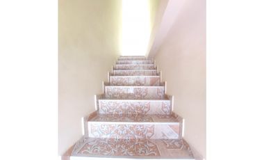 VENTA DE CASA DE TRES PISOS B/JUAN XXIII DE MONTERIA
