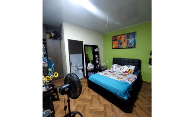 VENTA DE CASA DE TRES PISOS B/JUAN XXIII DE MONTERIA