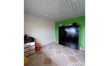 VENTA DE CASA DE TRES PISOS B/JUAN XXIII DE MONTERIA
