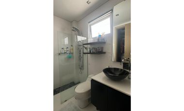 VENTA DE CASA LUJOSA  EN BARRIO LA CASTELLANA