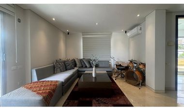 VENTA DE CASA LUJOSA  EN BARRIO LA CASTELLANA