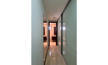 VENTA DE CASA LUJOSA  EN BARRIO LA CASTELLANA