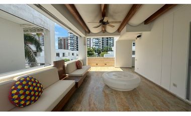VENTA DE CASA LUJOSA  EN BARRIO LA CASTELLANA