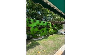 VENTA DE CASA LUJOSA  EN BARRIO LA CASTELLANA