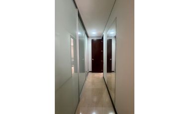 VENTA DE CASA LUJOSA  EN BARRIO LA CASTELLANA