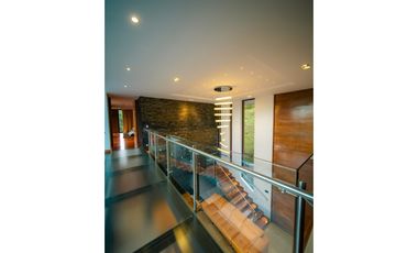 Casa para Arriendo Amoblado en el Poblado