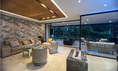 Vendo apartamento de lujo en la calera Medellín el poblado