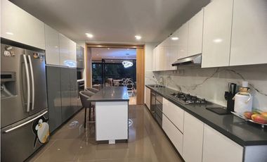 Vendo apartamento de lujo en la calera Medellín el poblado