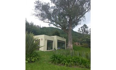 CASA EN VENTA,  2.060 MTS, SOPO, YERBABUENA. CUNDINAMARCA