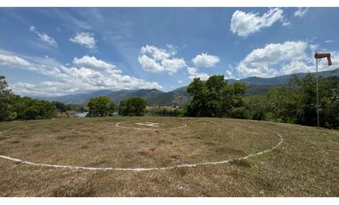 Lote en venta condominio Lagos de Maracaibo Tienda Nueva Palmira Valle
