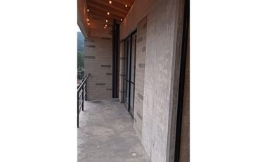HERMOSO APARTAESTUDIO AMOBLADO EN LA CEJA