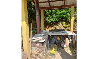 Maat vende casa campestre, Rio Dulce - Vlleta 1.109m2, 1.300millones