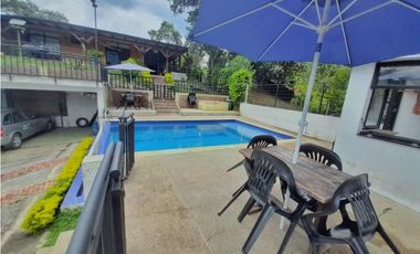 Maat vende casa campestre, Rio Dulce - Vlleta 1.109m2, 1.300millones