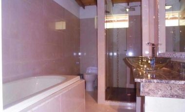 CASA FINCA EN VENTA EN GUATAPÉ ANTIOQUIA