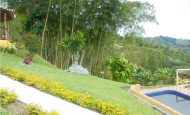 CASA FINCA EN VENTA EN GUATAPÉ ANTIOQUIA