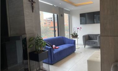 SE ARRIENDA O VENDE OFICINA SECTOR 93